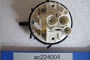 Filling pressure switch 35/17 for QQ 35,40,50